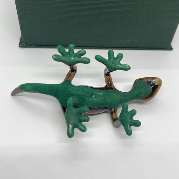 Golden Pond Collection by GREEN TREE Ceramic - Picture 8 of 10